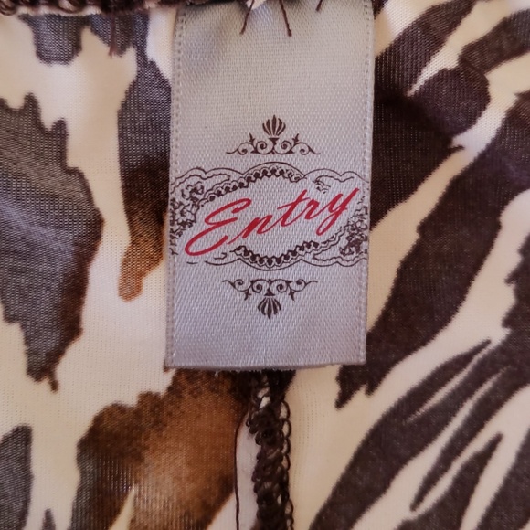 NWOT Halter Leppard print Dress by Entry. - Picture 5 of 6